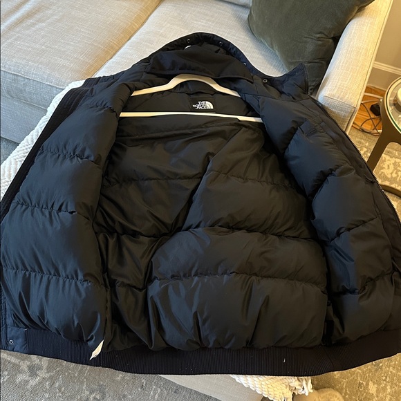 The North Face Men's Hooded McMurdo Bomber Puffer with Removable Fur - Picture 14 of 16